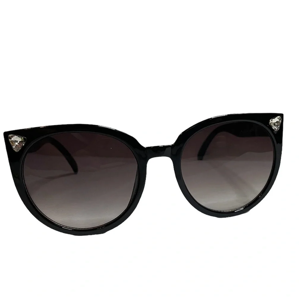 The childrens place black cat eye shaped sunglasses heart rhinestone